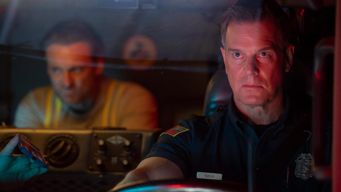 9-1-1's Peter Krause Loves the Show-Within-a-Show Hotshots As Much As You Do