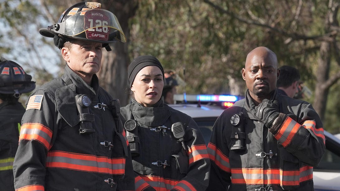 9-1-1: Lone Star Boss Breaks Down the Season 5 Premiere Disaster and the 126's Future