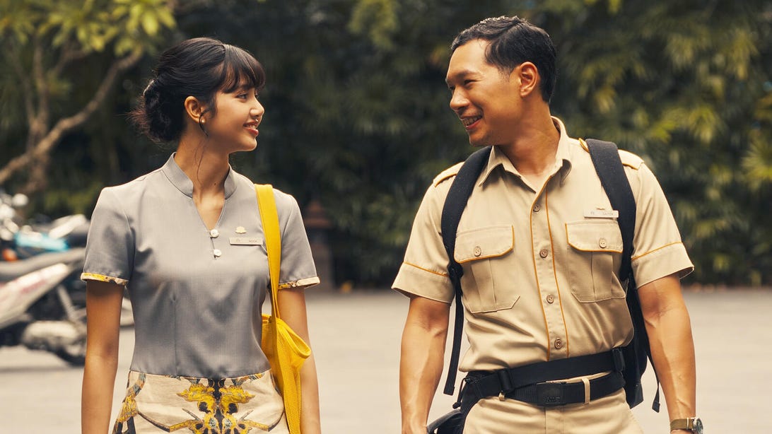 Lalisa Manobal and Tayme Thapthimthong, The White Lotus