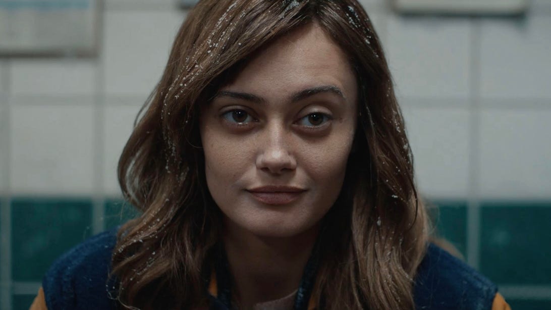 Where to Watch Yellowjackets Season 3 & Never Miss a Twist